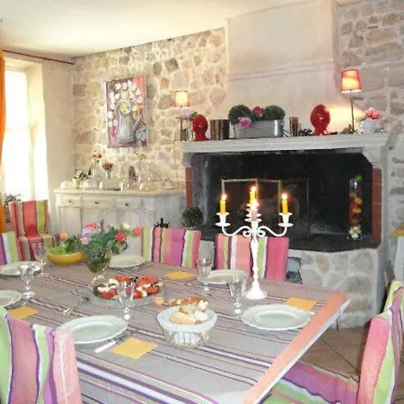 La Maison Bleue De Oda ve Kahvaltı